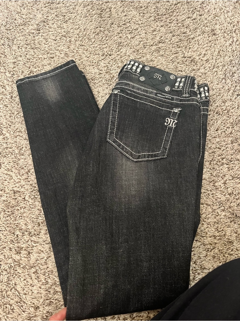 Miss Me Womens Skinny Jeans in Dark Gray Wash with Embellished Waist